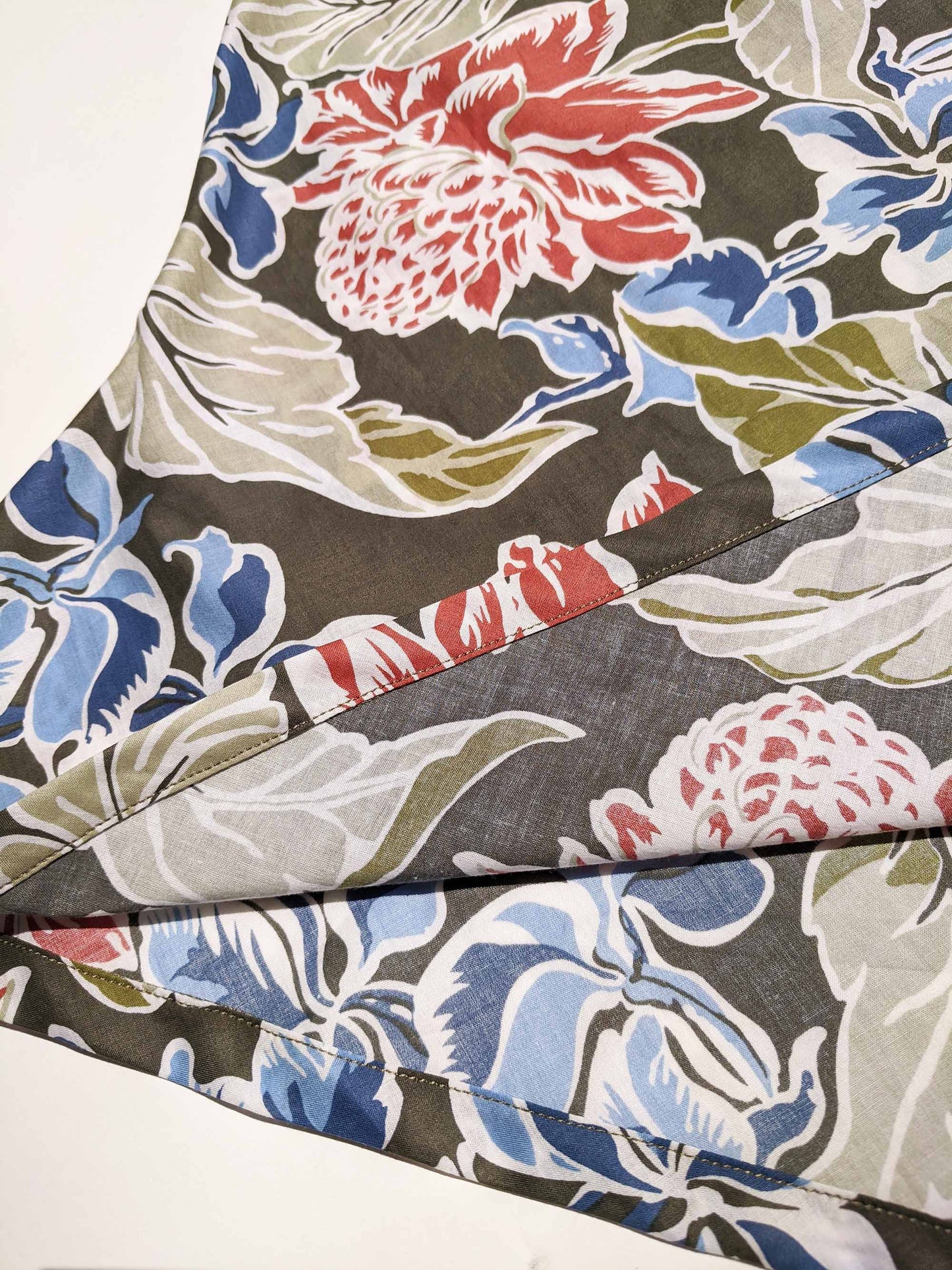 Floral Print Cowl-Neck Top