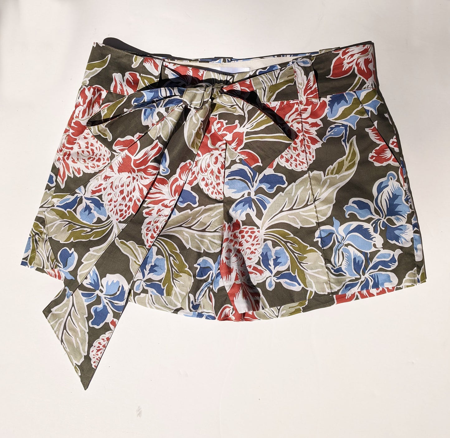 Floral Print Belted Short